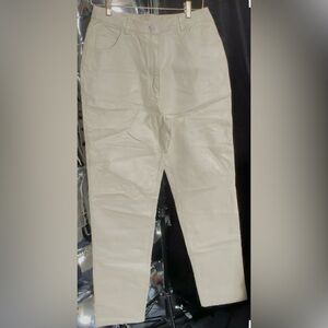 Metrostyle Women’s 100% Genuine Leather Cream Pants Size 10T